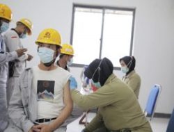 Ribuan Karyawan PT VDNI Disuntik Vaksin Booster