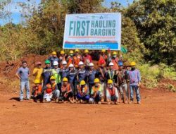 Hauling Barging Perdana KSO MTT Bawa Angin Segar dan Harapan bagi Masyarakat Lingkar Tambang Blok Mandiodo