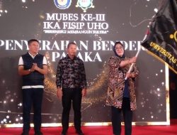 Tina Nur Alam Resmi Pimpin IKA FISIP UHO