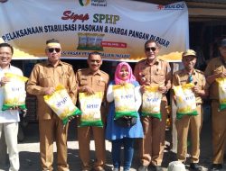 Tekan Harga Beras Dan Stabilkan Harga, Bulog Muna Gelar Operasi Pasar