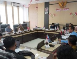 Komisi II DPRD Kota Kendari Gelar RDP Terkait PHK Karyawan Perumda