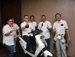 Astra Motor Resmi Kenalkan Honda EM1 e: dan Honda EM1 e: PLUS