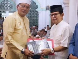 Safari Ramadan di Masjid Nurul Iman, Pj Wali Kota Kendari Sampaikan Kepedulian Antarsesama