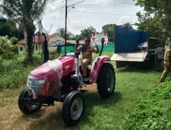 Dikbud Sultra Serahkan Traktor Roda 4 pada SMKN PP 5 Konawe