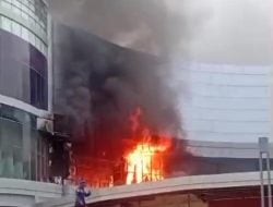 Mall The Park Kendari Terbakar, Awal Mula Api dari Lantai I