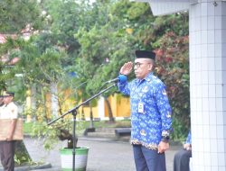 Pimpin Upacara HKN, Prof Zamrun Ajak Civitas Akademika Maju Bersama Wujudkan Indonesia Kuat