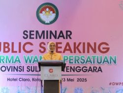 Perempuan Sultra Didorong Jadi Pemimpin Andal Lewat Seminar Public Speaking
