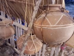 Teknik Kuno Gerabah Tatap Landas di Buton