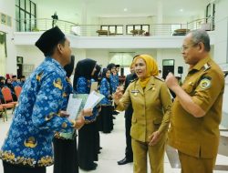 Wali Kota Baubau Serahkan SK CPNS Tahun 2024