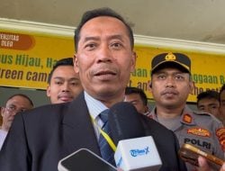 Wamendiktisainstek Puji Pelaksanaan Pilrek UHO yang Berlangsung Lancar