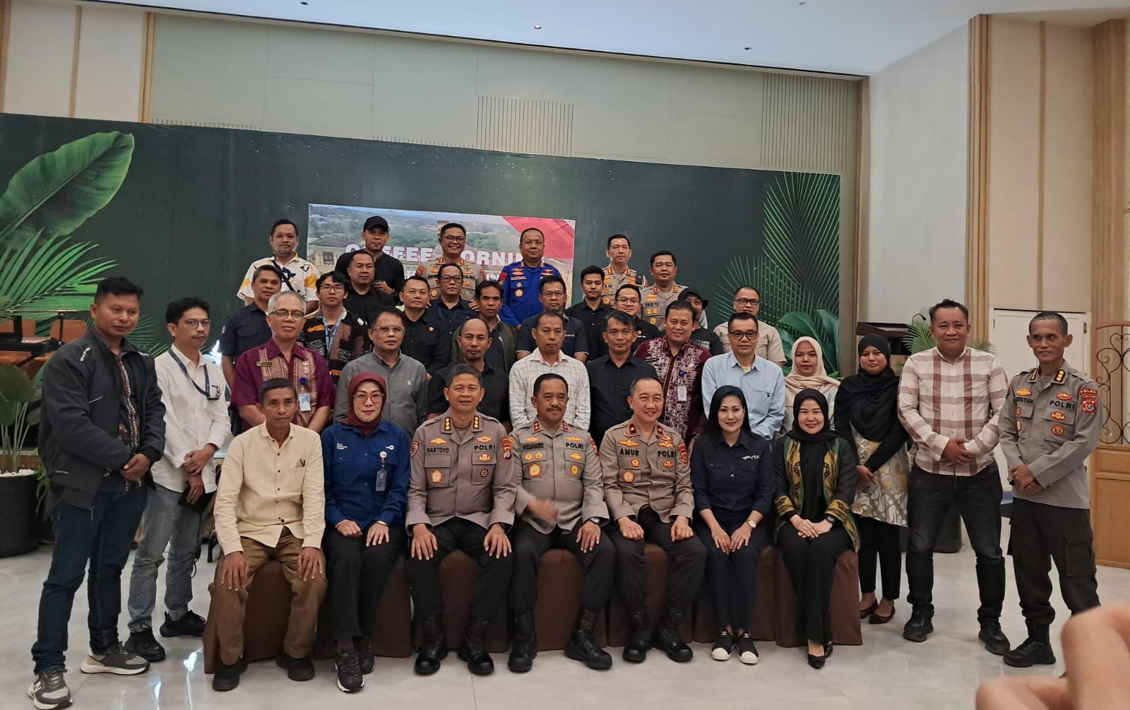 Kapolda Sultra Didik Agung Widjanarko Gelar Coffee Morning Bersama Para Pemimpin Media dan Organisasi Pers