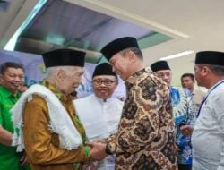 Gubernur Sultra Sambut Kepulangan Jemaah Haji Kloter 31 di Bandara Haluoleo